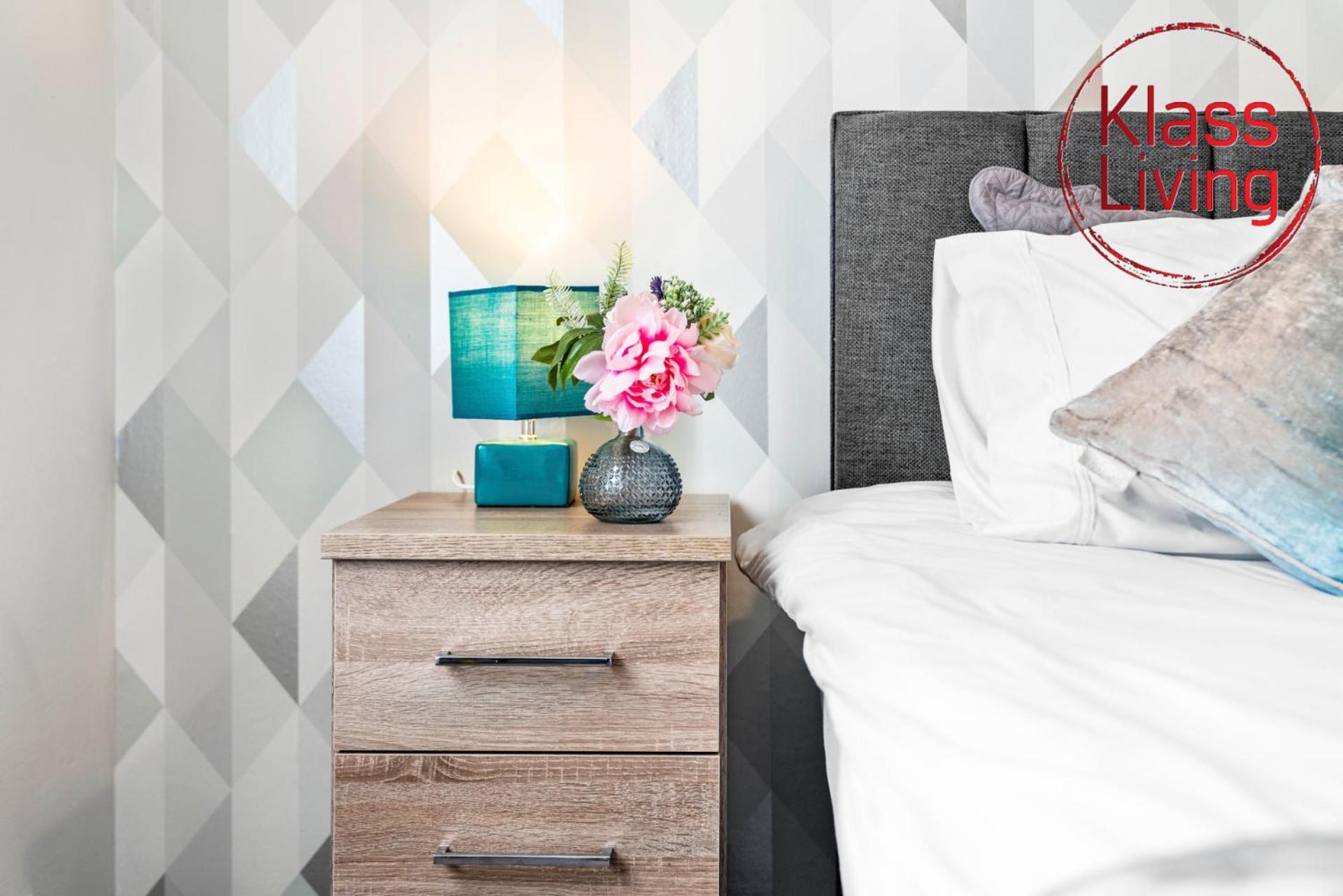Anderson By Klass Living * Motherwell