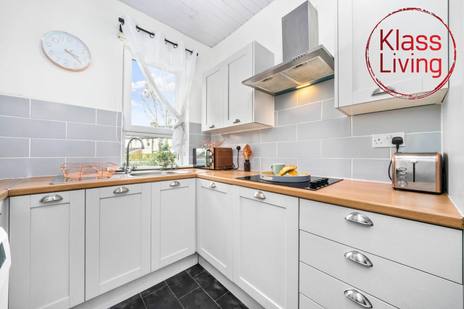 Anderson By Klass Living * Motherwell